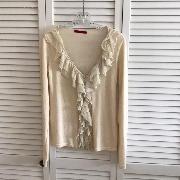 Cotton blouse with silk and cotton ruffles. Size Small, in cream/ivory color. - Picture 1 of 2